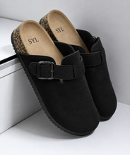 Load image into Gallery viewer, MEN footwear in cork by SYL