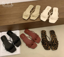 Load image into Gallery viewer, Precy flats by SYL