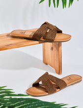 Load image into Gallery viewer, Isla flats by SYL