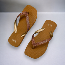 Load image into Gallery viewer, Jelly flip-flop by SYL