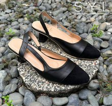 Load image into Gallery viewer, Daphne shoes by SYL