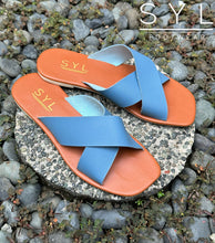 Load image into Gallery viewer, Amirra flats by SYL