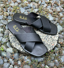 Load image into Gallery viewer, Amirra flats by SYL