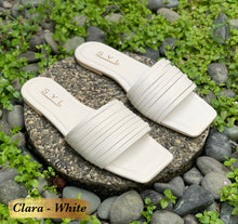 Load image into Gallery viewer, Clara flats by SYL