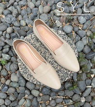 Load image into Gallery viewer, Lyle shoes by SYL
