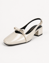 Load image into Gallery viewer, Delna shoes by SYL
