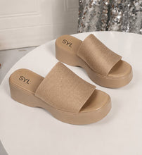 Load image into Gallery viewer, Preza wedge by SYL
