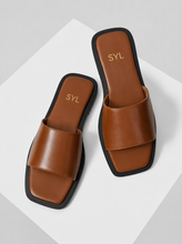 Load image into Gallery viewer, Camella flats by SYL
