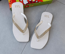 Load image into Gallery viewer, Jelly flip-flop by SYL
