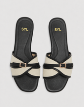 Load image into Gallery viewer, Hillary flats by SYL
