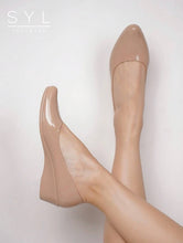 Load image into Gallery viewer, Reine shoes by SYL
