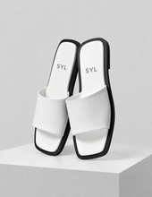 Load image into Gallery viewer, Camella flats by SYL
