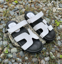 Load image into Gallery viewer, Shanaya Footwear for Women by SYL
