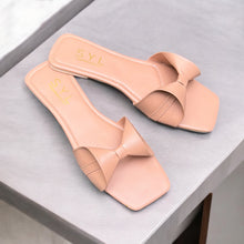Load image into Gallery viewer, French flats by SYL
