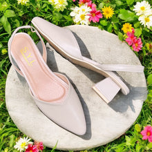 Load image into Gallery viewer, Destiny shoes by SYL
