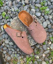 Load image into Gallery viewer, Jamie footwear in cork for MEN by SYL
