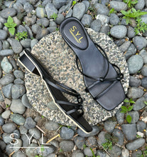 Load image into Gallery viewer, Calista 1-inch heels by SYL
