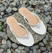 Load image into Gallery viewer, Oriane flats by SYL

