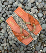 Load image into Gallery viewer, Kiran flats by SYL
