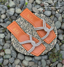 Load image into Gallery viewer, Ophira flats by SYL
