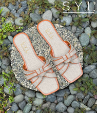 Load image into Gallery viewer, Heidi flats by SYL
