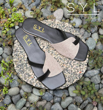 Load image into Gallery viewer, Myra flats by SYL
