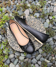 Load image into Gallery viewer, Kenzi shoes by SYL
