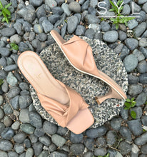 Load image into Gallery viewer, Emily 2.5 inches heels by SYL
