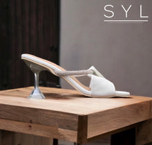 Load image into Gallery viewer, Maeve 3-inches heels by SYL
