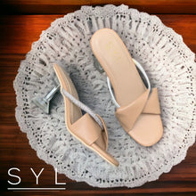 Load image into Gallery viewer, Maeve 3-inches heels by SYL
