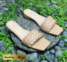 Load image into Gallery viewer, Audrey 1-inch round heels by SYL
