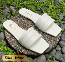Load image into Gallery viewer, FELIZ flats by SYL
