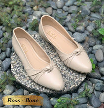 Load image into Gallery viewer, Ross shoes by SYL
