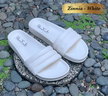 Load image into Gallery viewer, Zinnia slippers by SYL

