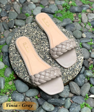 Load image into Gallery viewer, VINIA flats by SYL
