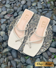 Load image into Gallery viewer, Clay flats by SYL
