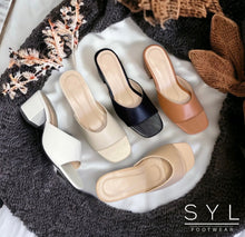 Load image into Gallery viewer, Joyce 2.5 inches heels by SYL
