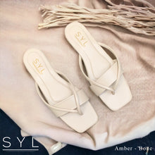 Load image into Gallery viewer, Amber flats by SYL
