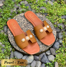 Load image into Gallery viewer, PEARL flats by SYL
